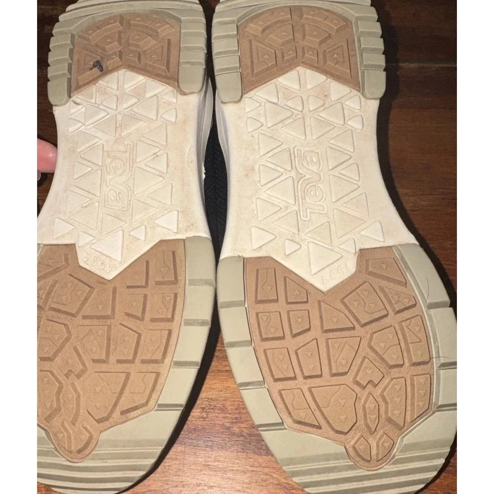 Teva Gateway Swift Breathable Mesh Black All Terrain Sneakers‎ Size 8.5